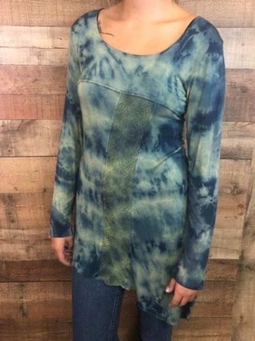 Yak & Yeti Women's Size Small Blue/Green Boutique Blouse